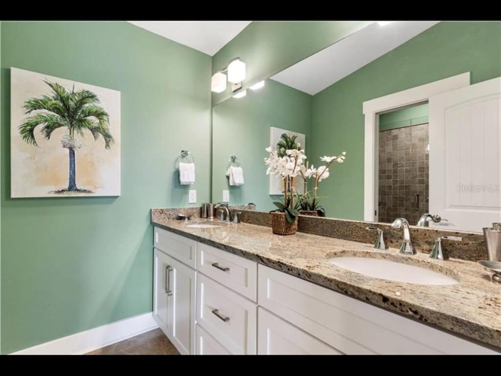 Ami/Holmes Beach - 3/2 Home - Private Heated Pool And Yard - Walk To Beach Exterior photo